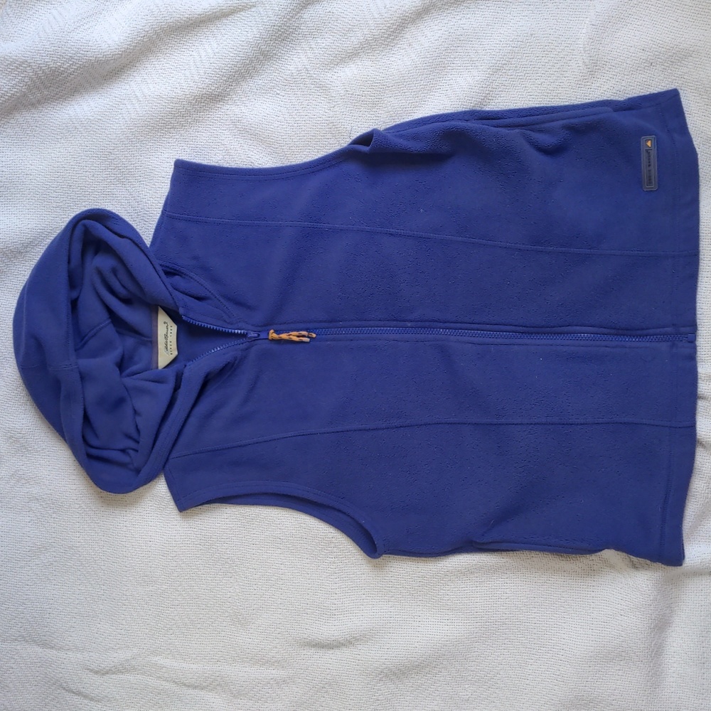 Hooded lightweight fleece vest